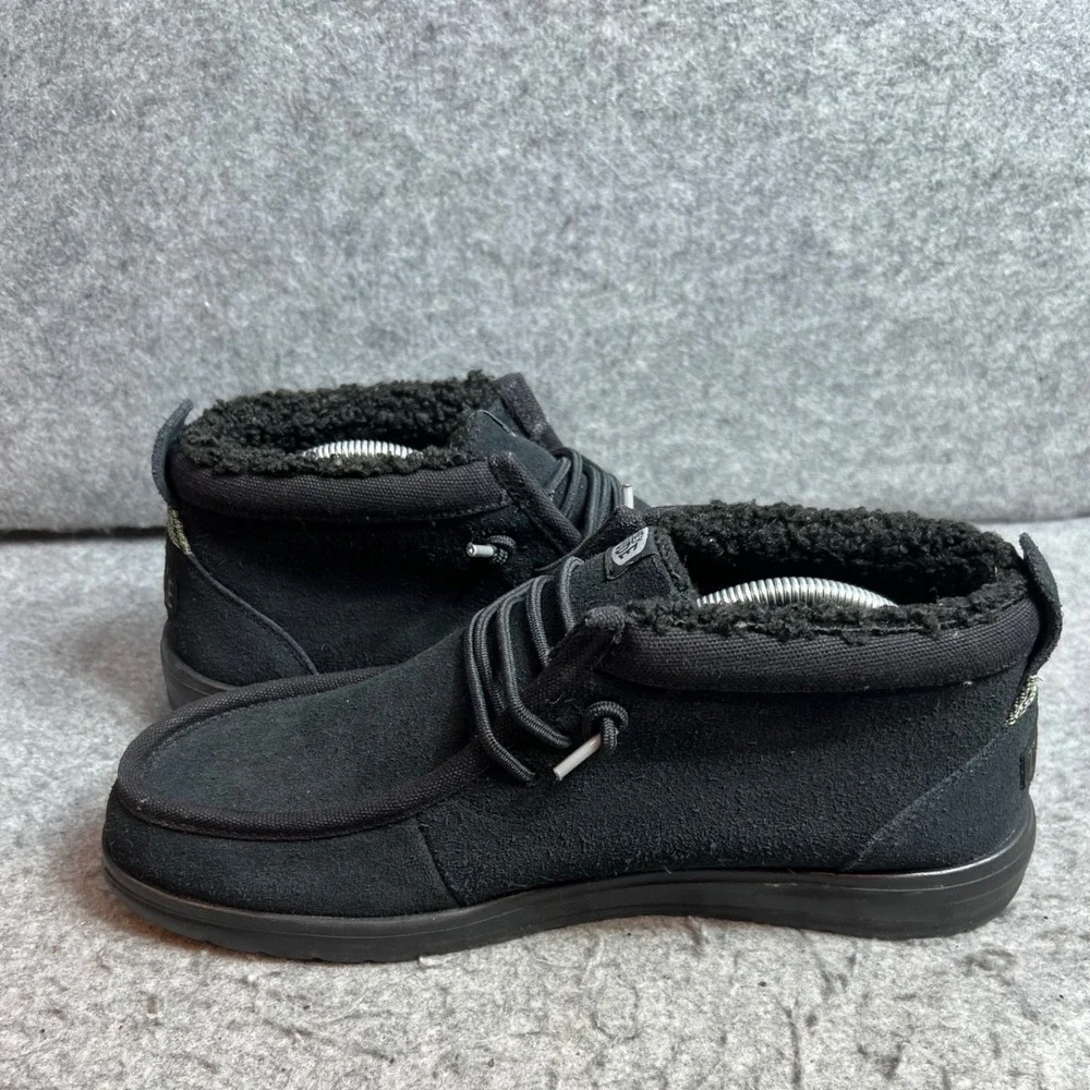 Hey Dude Mens Wally Mid GripR Black Suede Faux Fur Lined Chukka Boots Size 11